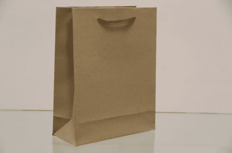 بررسی انواع ساک دستی کرافت ضخیم؛ انتخابی هوشمندانه برای بسته‌بندی و تبلیغات